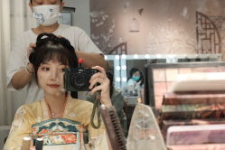 -一揽芳华汉服旗袍体验馆(拙政园店)