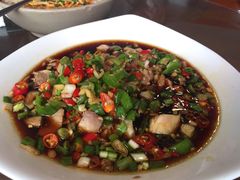 何氏凉拌鸡-天回镇何氏豆腐(总店)