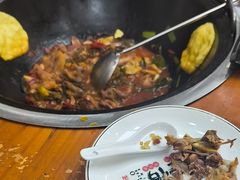 -曹丞相·地锅鸡·地锅鱼(武林店)