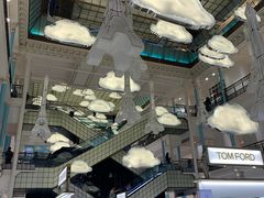 -乐蓬马歇百货公司(Rive Gauche)