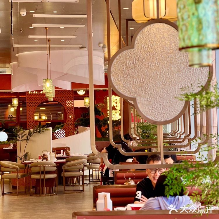 在深圳！！喝靓汤还的看广府汤语！！一周要来吃