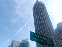 -来伊份(解放路店)