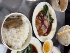 -华香鹅快餐店