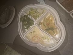 -左庭右院鲜牛肉火锅黑金店(陆家嘴中心店)