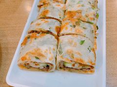 葱饼卷牛肉-台北楚楚园馅饼粥(虹桥南丰城店)