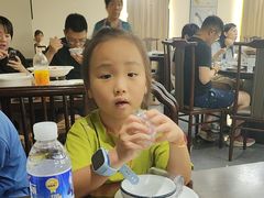 -阿峰饭店·本地土菜馆·农家土鸡煲·一品神仙鸡(报福店)