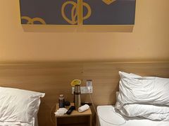 -布丁严选酒店(杭州武林西湖文化广场地铁站店)