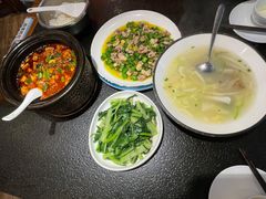 -万重锦·人文川菜馆(骡马市店)