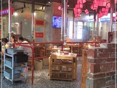 大堂-么肆烤肉·中式自助·烤肉大排档(街道口季佳PAI店)