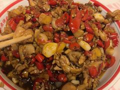 -堂瓦里·33年传统赣菜(第一街区店)