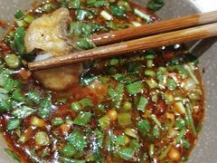 -肖肖酸萝卜鱼火锅(总店)