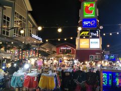 -滨海尚泰美食广场