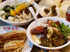 -老滕家过桥米线(金鱼胡同店)