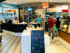 门面-Dough&Joe团憩(瑞虹天地月亮湾店)