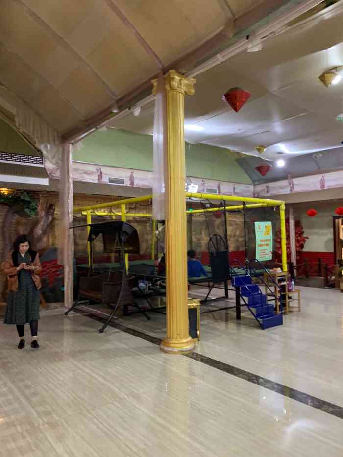 福乐美食大院-"过来参加朋友的婚礼,听名字感觉像是农家乐.