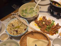 -丁里羊肉小镇(天鹅湖总店)