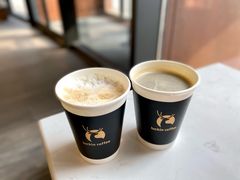 耶加雪菲拿铁-瑞幸咖啡(清华科技园·唐诗主题店)