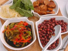 -围龙屋客家食府(福田店)