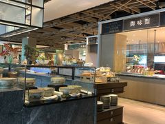 自助取餐区-金海湾自助餐厅(金陵饭店)