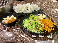 -啊美丽炭火烤肉(滑翔一店)