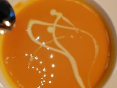 奶油栗子南瓜汤-小莫餐厅And More Restaurant西餐(北京展览馆店)