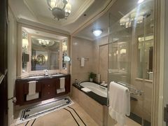 -广州富力丽思卡尔顿酒店