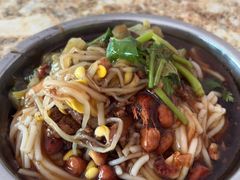 -灵山卢梅燕粉店