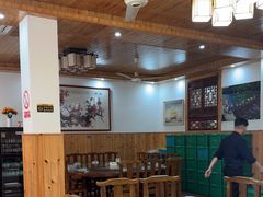 -芦茨金富饭庄·25年老字号·专做稻草鸡