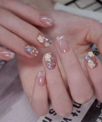-桃色美甲沙龙