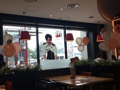 -必胜客(松雷店)