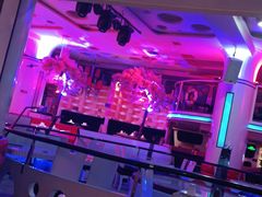 -巴特餐饮6加1音乐餐吧·新疆菜