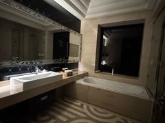 -上海闵行星河湾酒店