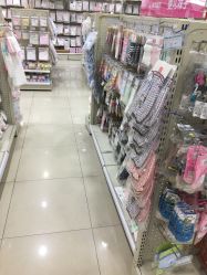 -爱婴室(上海齐河路店)