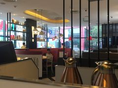 大堂-必胜客(武汉欢乐谷店)
