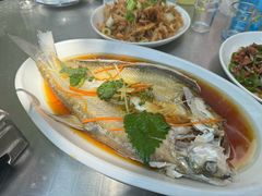 -丹水桥地锅鱼·翘嘴鲌·地方特色全鱼宴(丹江口大坝店)