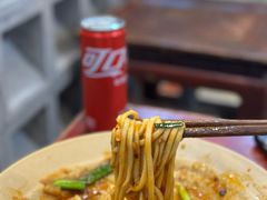 -方铲铲·成都板凳面(滨江银泰店)