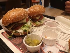 -The Habit Burger Grill 哈比特汉堡(复兴soho店)