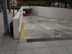 -上海喜玛拉雅酒店-停车场