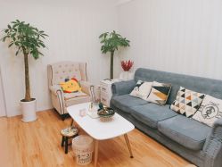 -萱草产后康复催乳中心(江宁万达店)