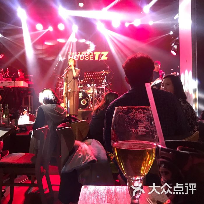 tz house音乐现场