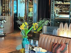 -福楼毕斯罗F Bistronome(国贸商城约会地标景观店)