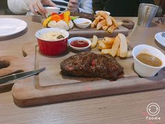 -5号公路餐厅(曼哈顿店)