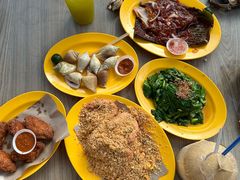 -东海岸人工湖美食村