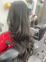 -诗悦发型SALON·圣罗兰店