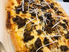 烤牛肉披萨-I HOLIC艾豪丽披萨(KKone店)