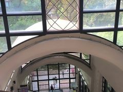 -香港大学