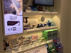 -茂昌眼镜(南京西路店)
