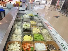 -红渡小香·牛肉麻辣香锅(车站南路店)