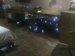 -迎商酒店(深圳罗湖火车站向西村地铁站店)