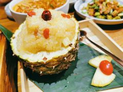 傣味菠萝饭-云海肴·云南小炒·汽锅鸡(天津国金汇店)